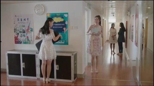 三个女人吃瓜的视频,揭秘娱乐圈那些事儿